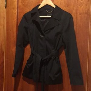 Ellen Tracy Black trench coat short